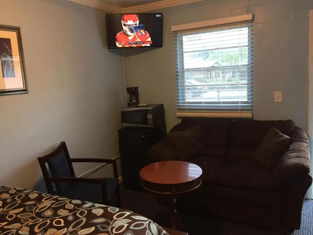 Palmer's Motel 6
