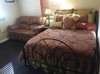 Palmer's Motel 7